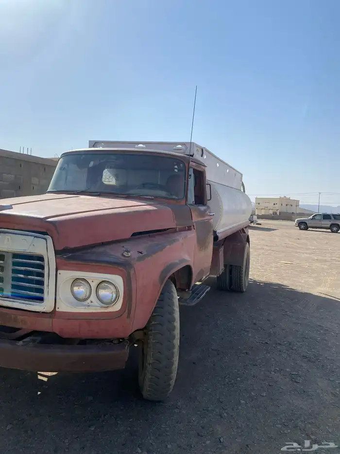 وايت تايوته 1