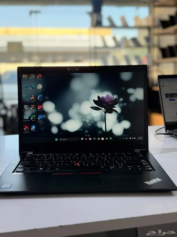 كمبيوتر لاب توب لاينوفو ثانك باد i7 Vpro شاشة لمس 1200 sr 8