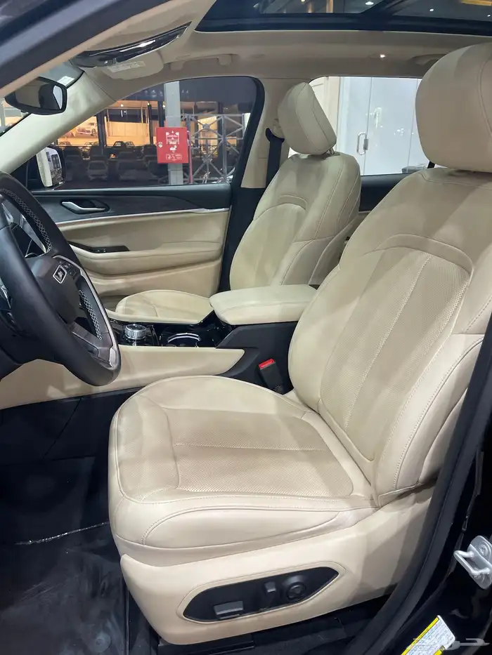 جيب جراند شيروكي 2021 - لمتيد لارج نظيف جدا 7