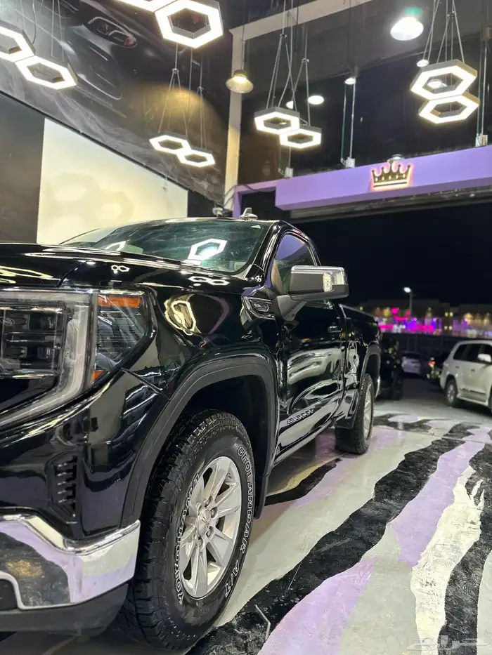 سييرا 2023 اسود قير علاق SLE وارد الجميح 3