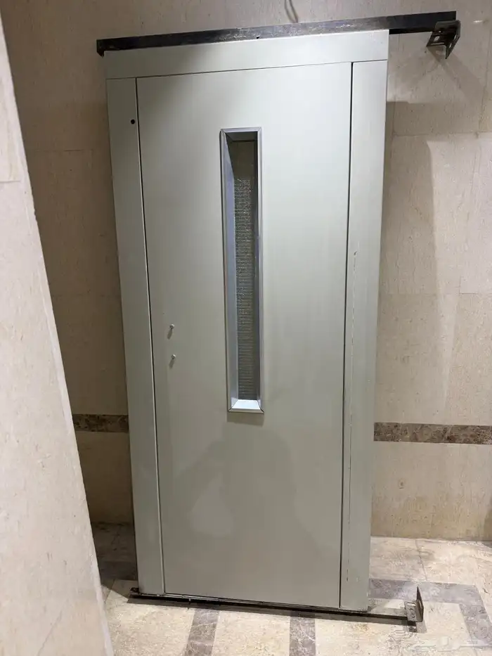 باب مصعد نصف اتوماتيك خارجي 4