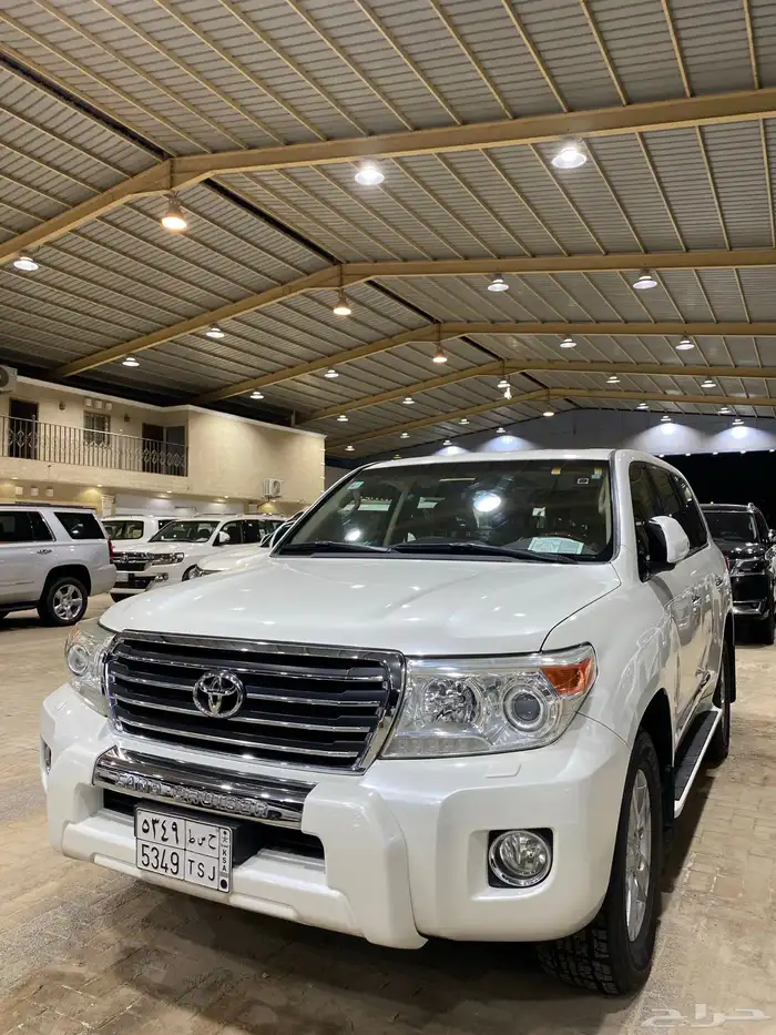 للبيع جيب جي اكس ار 2014 فل كامل عبداللطيف عداد 86 الف 1