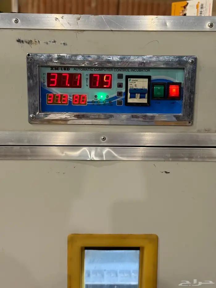 فقاسة للبيع 0