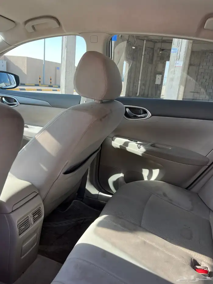 نيسان سينترا 2016 12