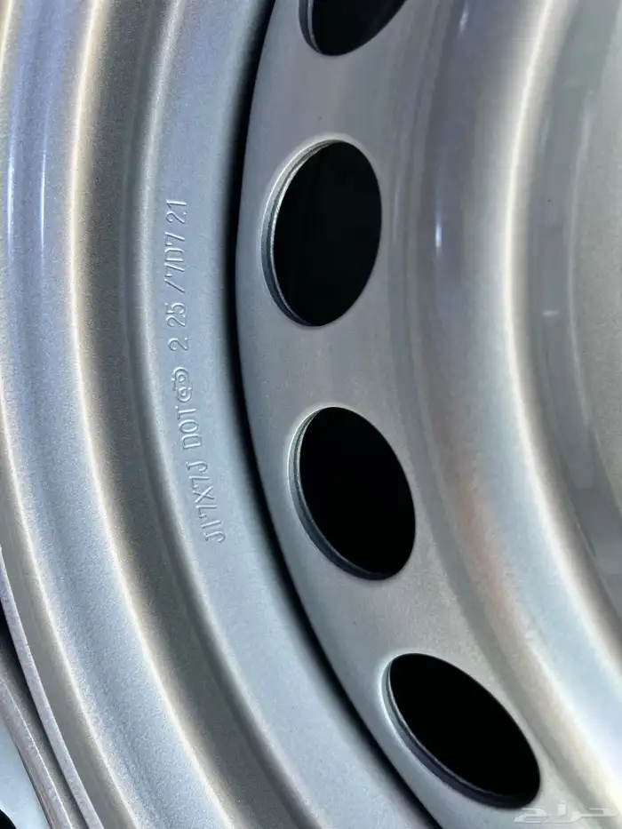 جنوط هلل اصلي وكاله جيب لند كروزر 5 مسمار مقاس 17 4