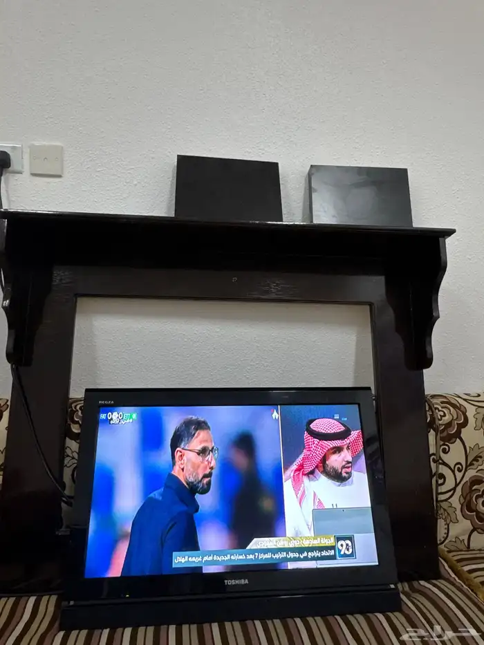 ديكور شاشة ورفوف. 0