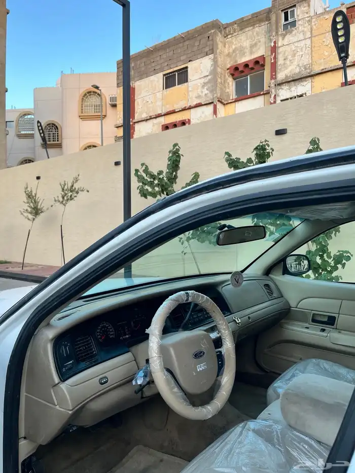 فورد فكتوريا 9