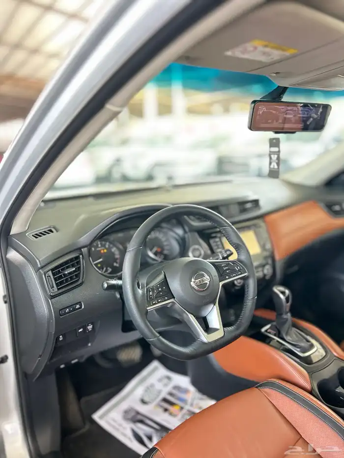 نيسان اكس تريل   2020  فل كامل 7