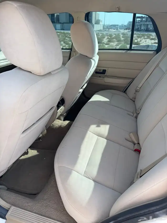 فورد كراون فكتوريا 2011 مخزن 7