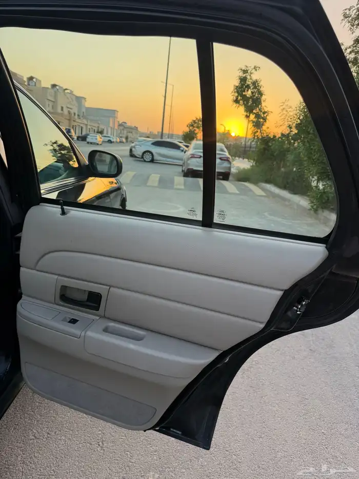 فورد فكتوريا 2011 نظيف جدا 49