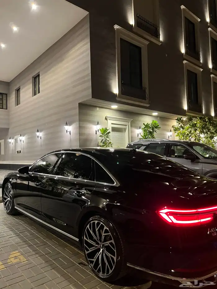 اودي A8L عداد قليل 2020 9