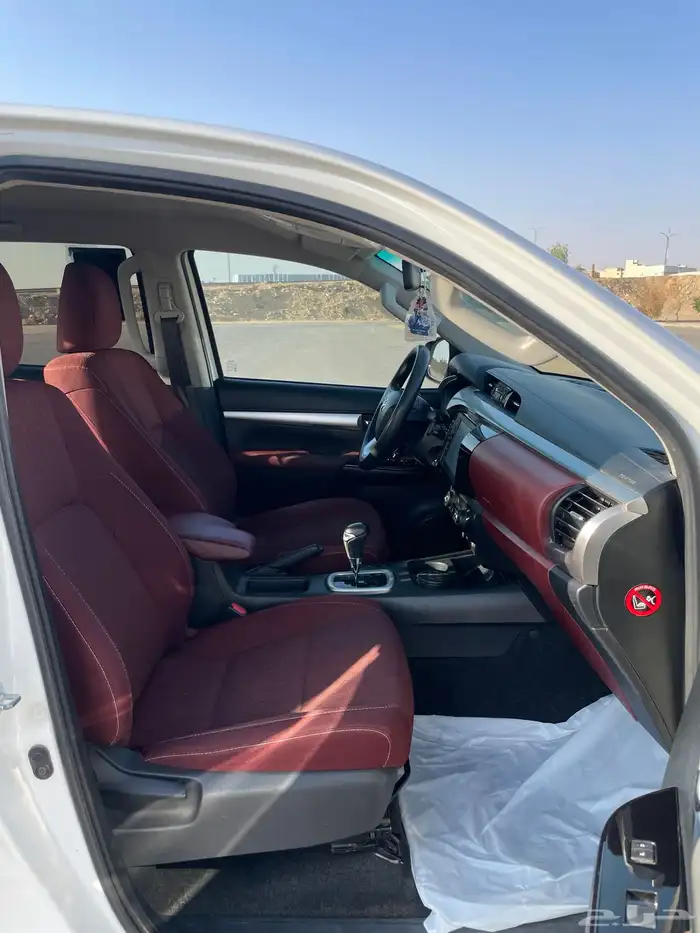 هايلوكس 2022 13