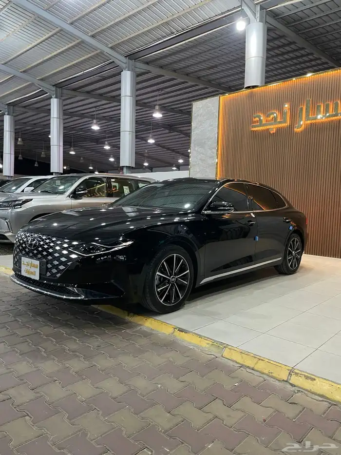 ازيرا موديل 2021 (4سلندر) 4