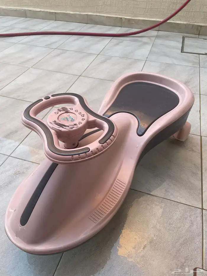 سكوتر ومكنسه كهربائه 3