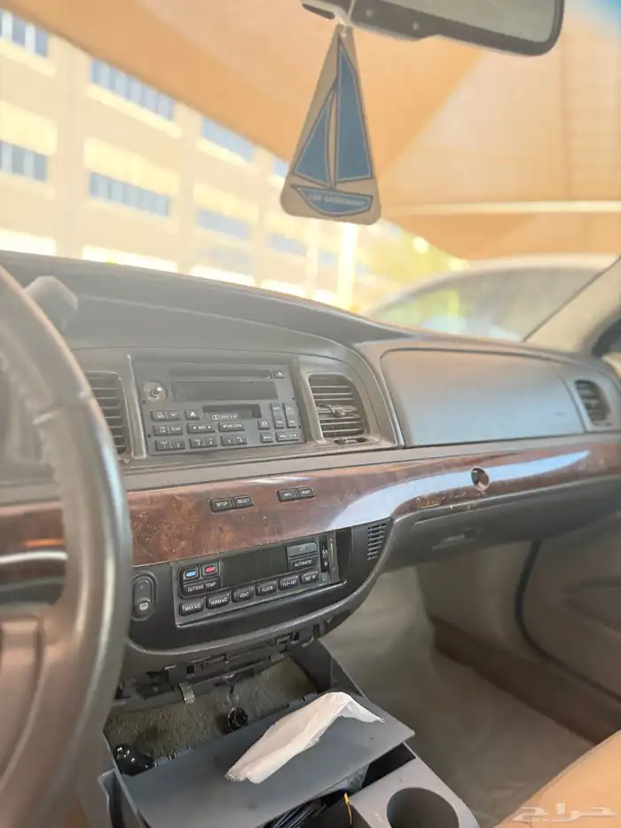 فورد ماركيز 2009 LS . 16