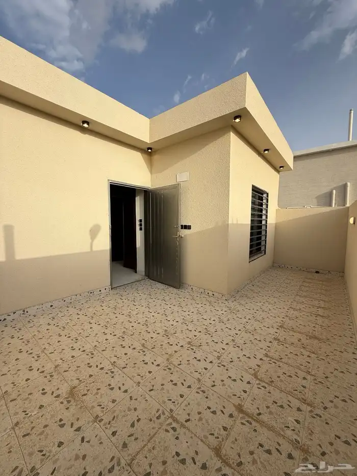 للبيع روف علوي وروف ارضي ببايكة سيارة ف شمال الخميس 49