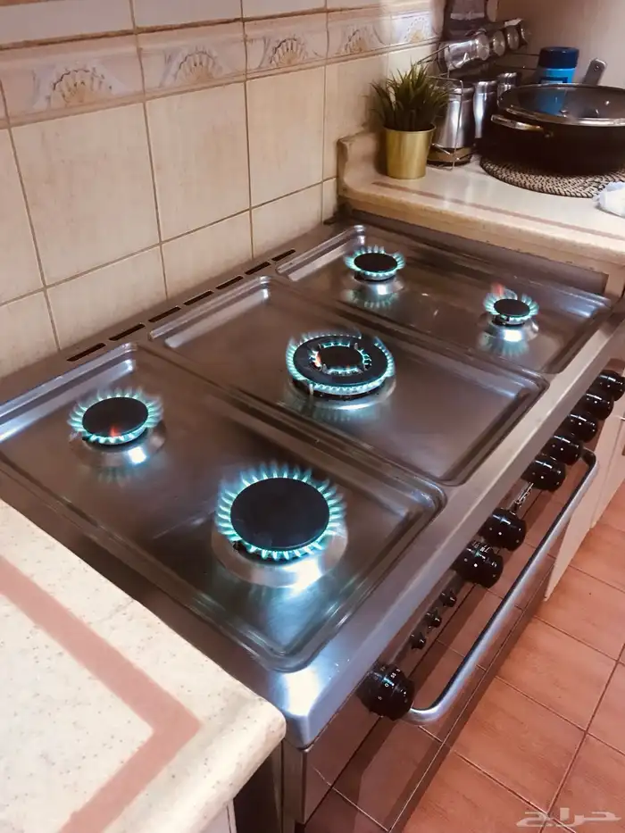 صيانه_وتنظيف_وتلميع_افران_الغاز_بالرياض 6