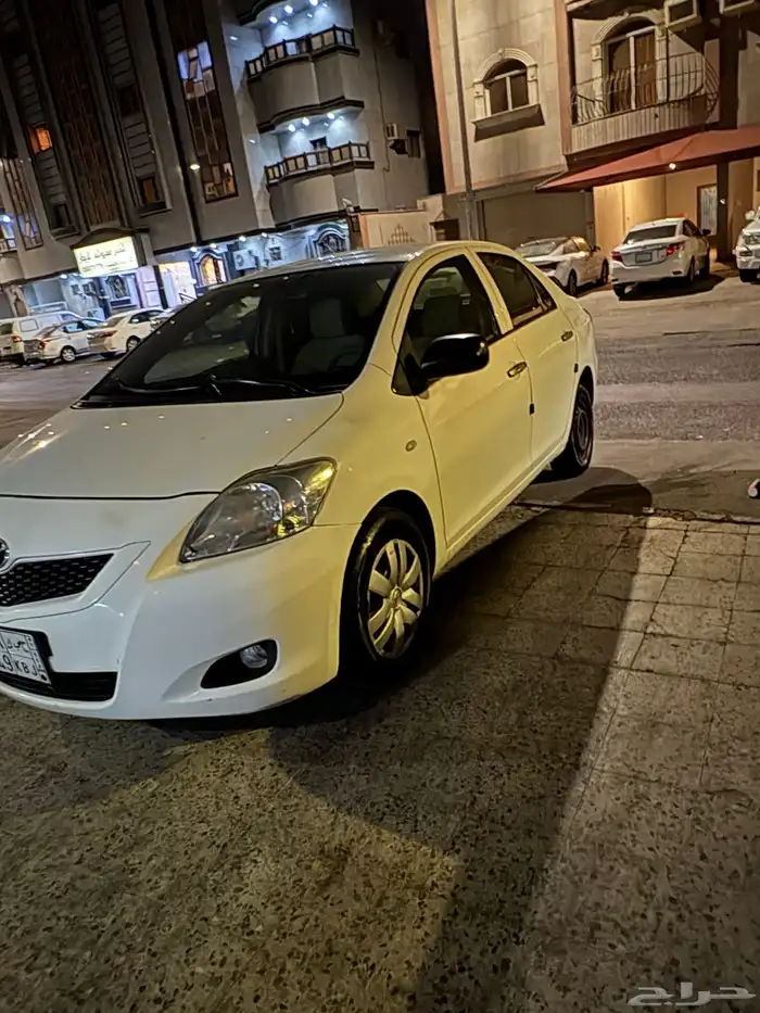 يارس 2013 مخزن شبه الجديد ستاندر 1