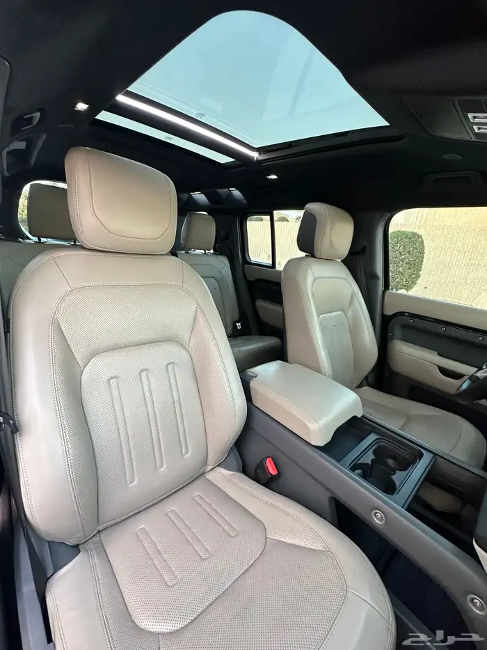 ديفندر 6 سلندر 2022 تحت الضمان HSE ( تم البيع ) 33