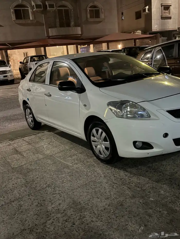 يارس 2013 مخزن شبه الجديد ستاندر 2