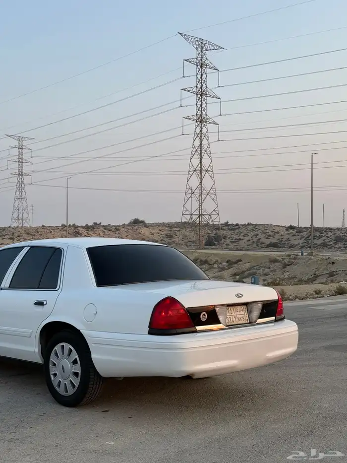 فكتوريا 2011 بوليسي نظيف 1