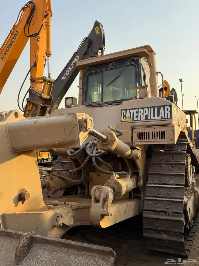 بلدوزر D8R للبيع 2006 5