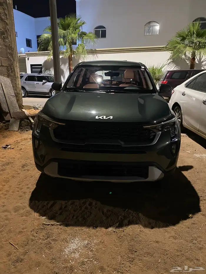 للبيع كيا سونيت 2025   ستاندر 1
