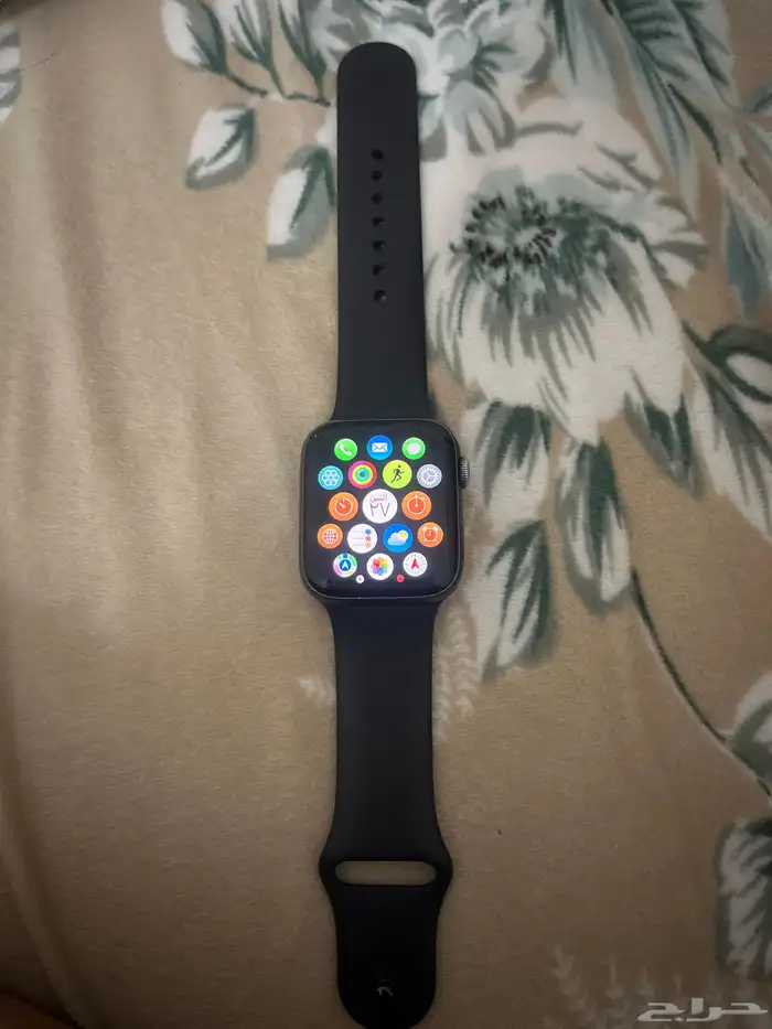 ساعة للبيع مقاس M 1