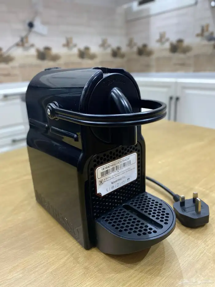 آلة قهوه من شركة نسبرسو 0