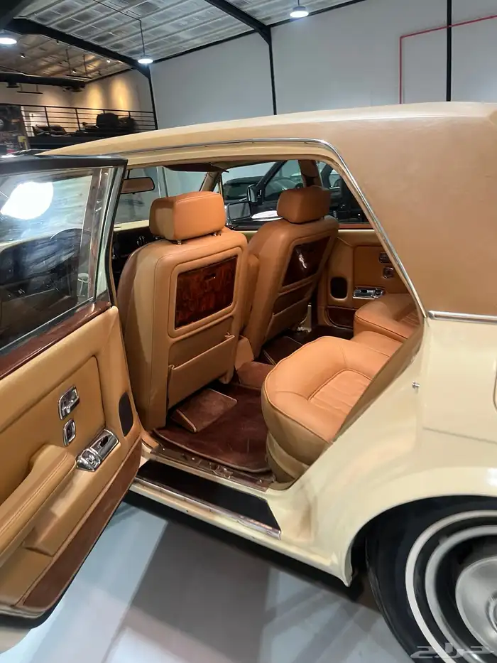 رولز رويس 1984 6