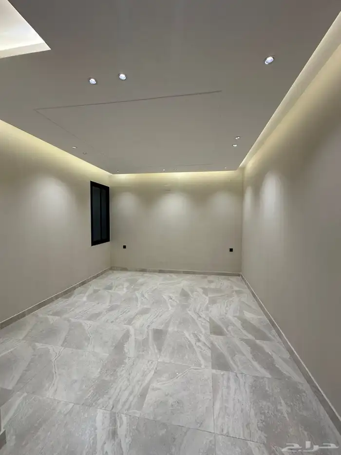 للبيع شقه ارضيه بمدخل مستقل بأبها-قرب الراشد مول بسعر مناسب 13