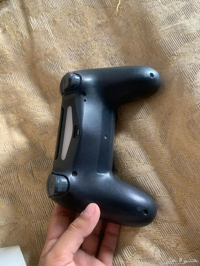 يد سوني للبيع السعر 40 1