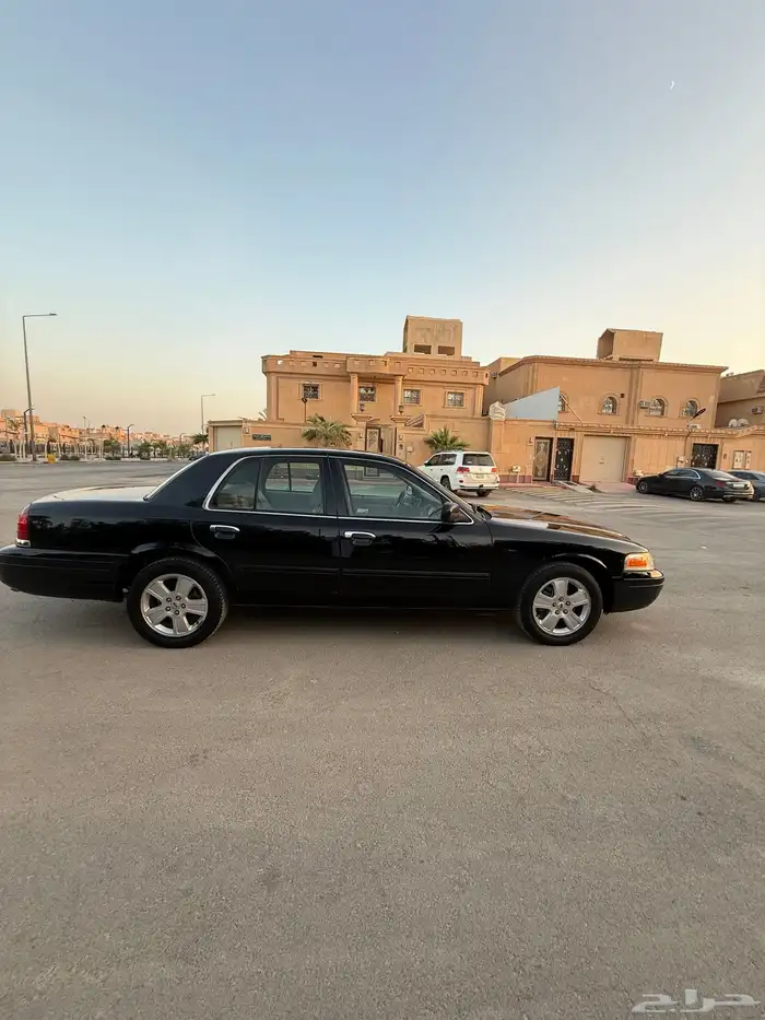 فورد فكتوريا 2011 نظيف جدا 12