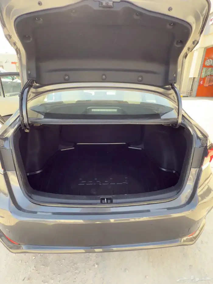 كورولا 2021 للبيع XLI نص فل 17