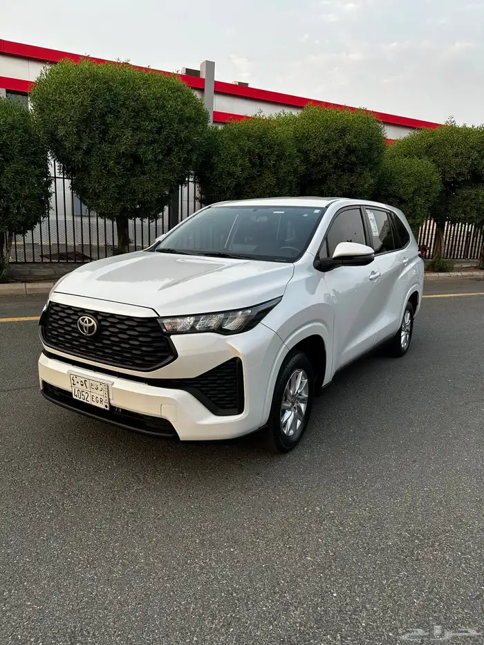 انوفا بنزين GL 2024 2