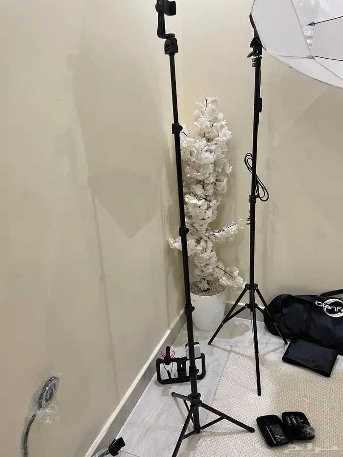 معدات تصوير بالجوال للبلوقر ومحترفي التصوير للبيع 1