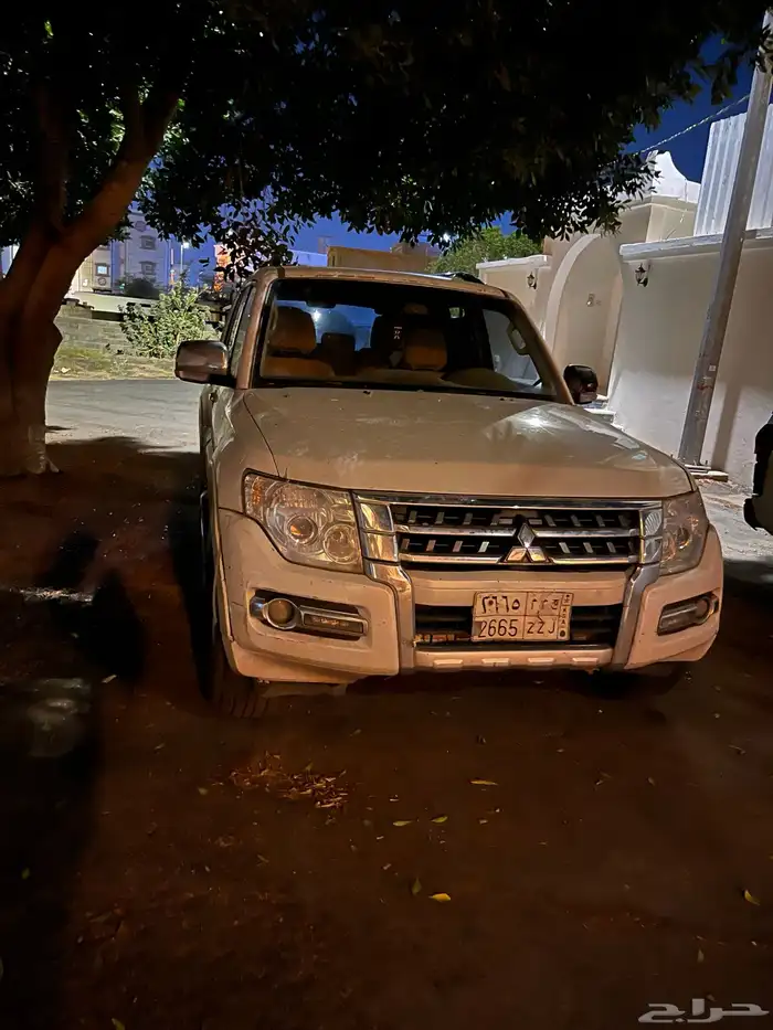 مكينة 3500 الموتر نظيف ماشي 220موتر وكله ما في الا دقة بسيط 0