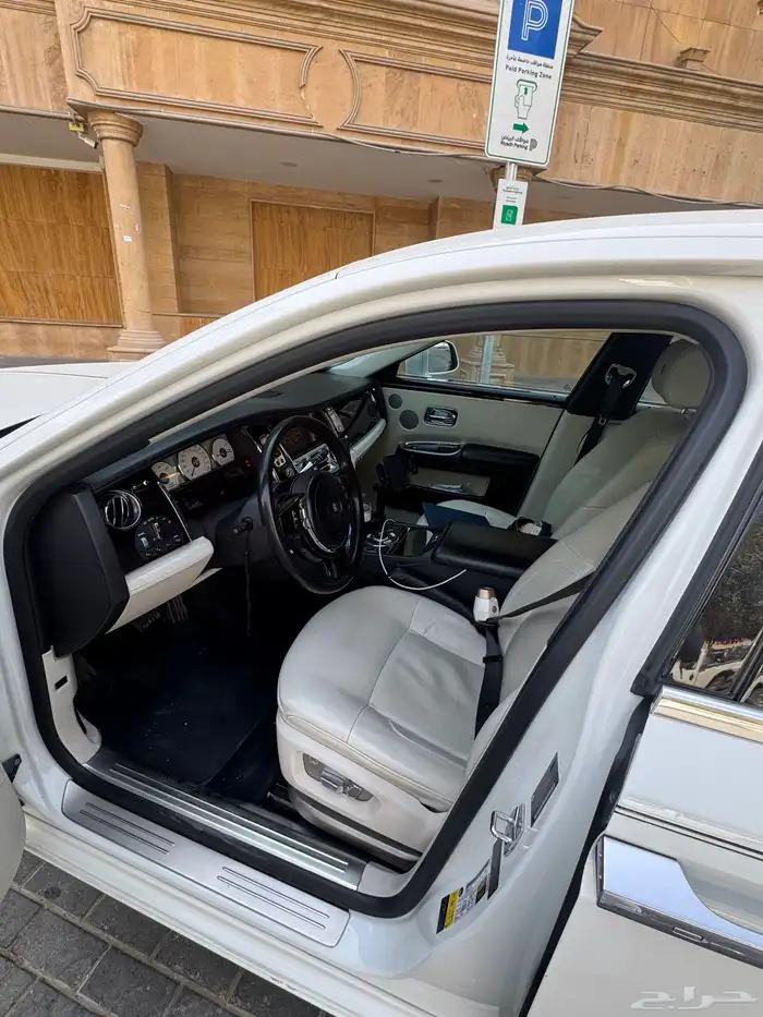 رولز رويس 2011 6