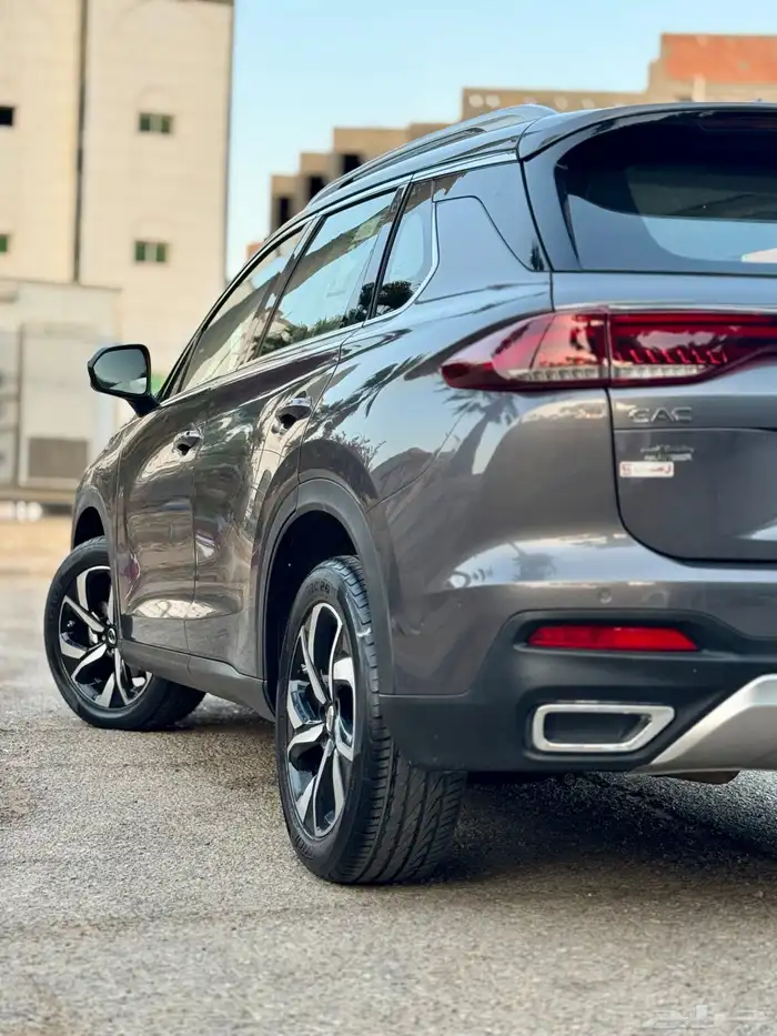 للبيع ((GAC)) ((GS5)) 2021 ((مستخدم واحد من الوكاله)) 24