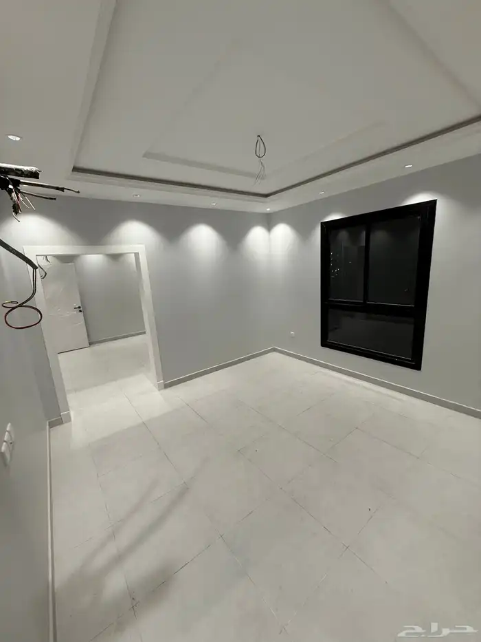 شقة جديده للإيجار حي الريان 7