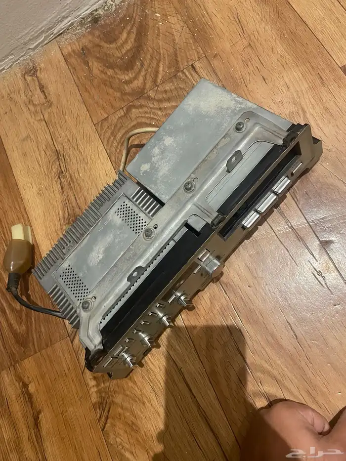 للبيع مسجل و كاست نيسان سيدرك موديل 86 3