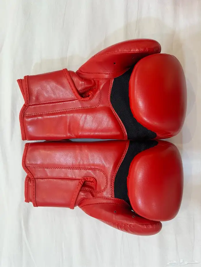 قفازات ملاكمة 9Rounds للنساء والرجال والأطفال مع الرباط وسير 3