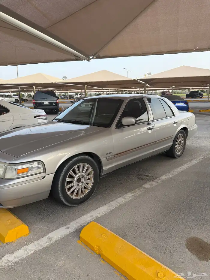 فورد ماركيز 2009 LS . 2