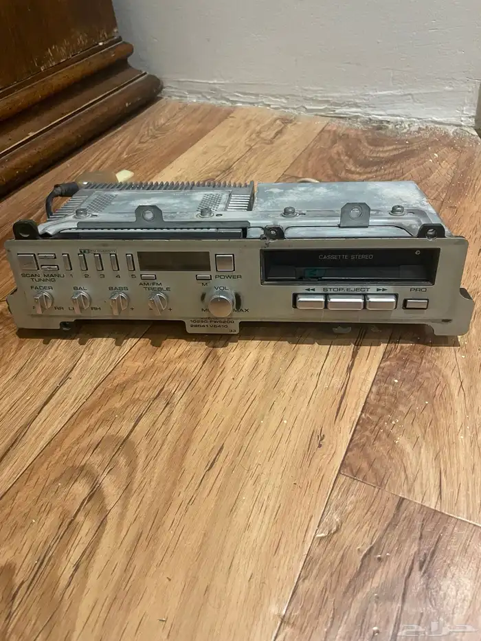 للبيع مسجل و كاست نيسان سيدرك موديل 86 0