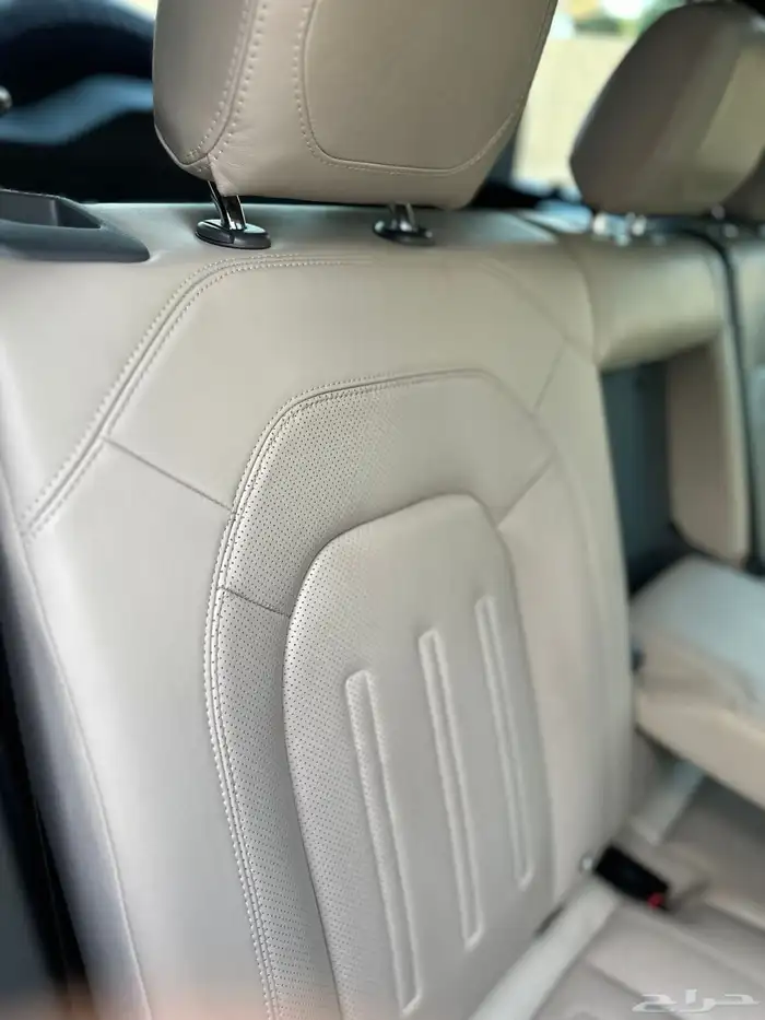 ديفندر 6 سلندر 2022 تحت الضمان HSE ( تم البيع ) 30