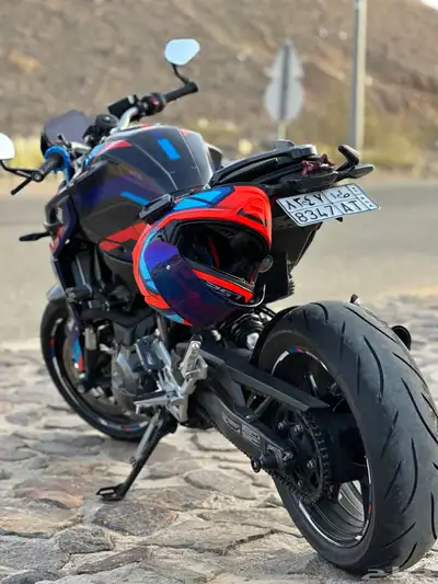 BMW F900R 2024 (2600KM) index