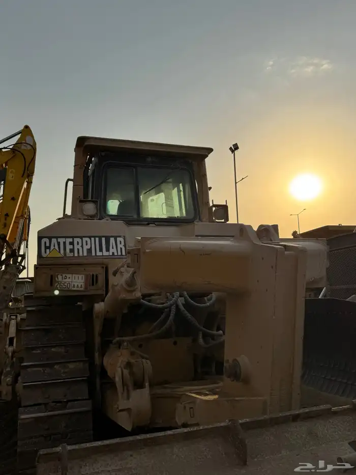 بلدوزر D8R للبيع 2006 3