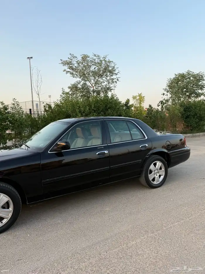 فورد فكتوريا 2011 نظيف جدا 27