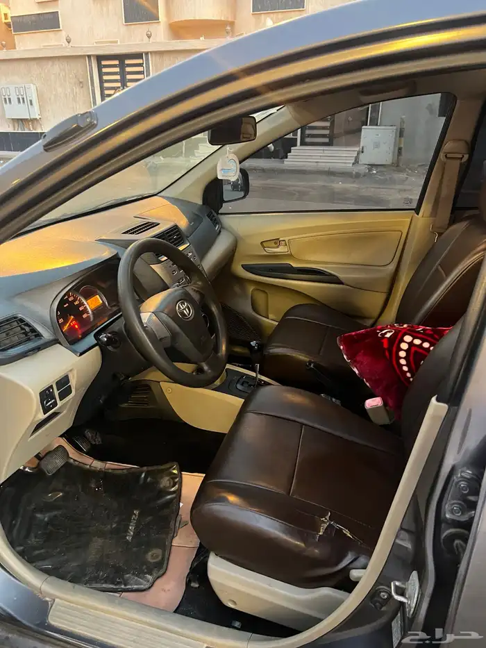 تايوتا افانزا 2015 للبيع 4