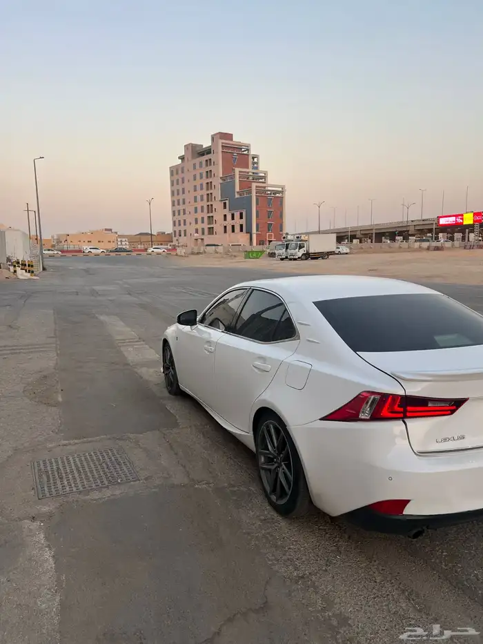 لكزز اي اس 350 اف سبورت فل كامل2016 3